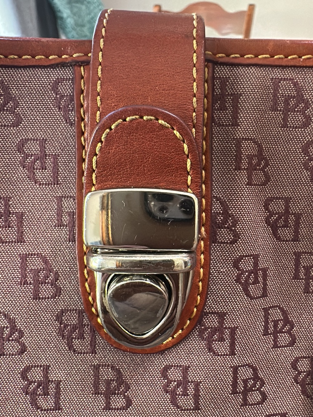 Dooney & Bourke Monogram
Canvas & Leather Satchel NEEDS CLEANING INSIDE (bags21) - Picture 2 of 16